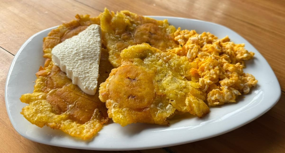 Desayuno con patacón